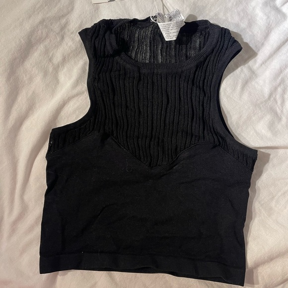 ZARA Top - Picture 2 of 3